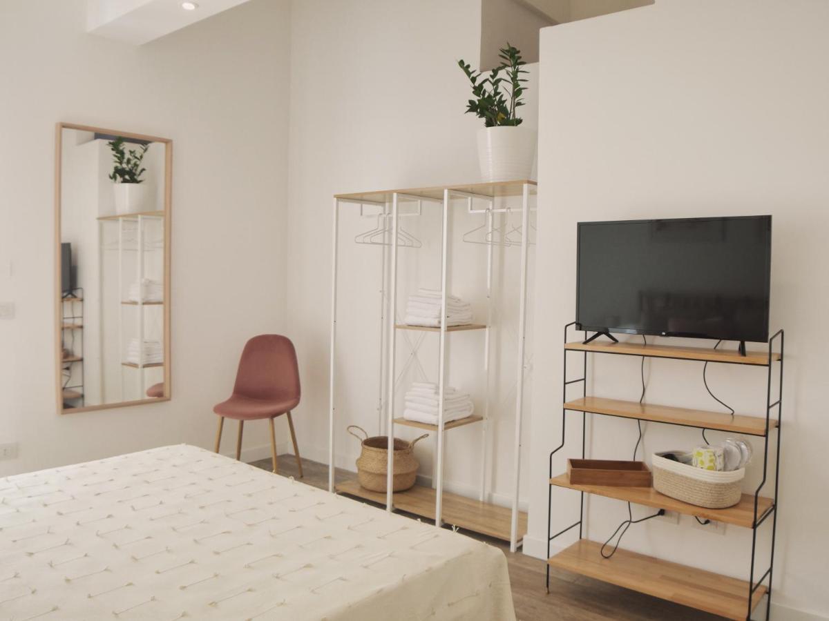 Adele E Il Duca Bed And Breakfast Lecce Eksteriør bilde